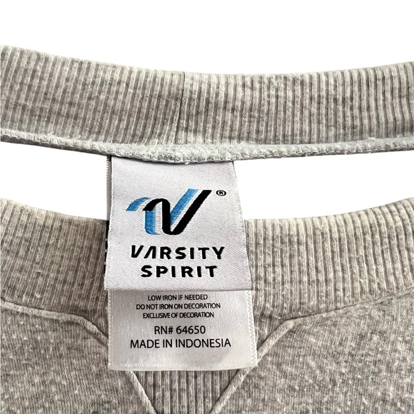 Varsity Cheer UCA Nationals Tops. Lot of 3. Sweatshirts Size M, Tank Size Small. - Picture 4 of 15